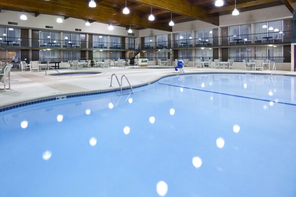 Indoor pool, pool loungers
