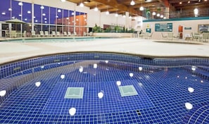 Indoor pool, sun loungers