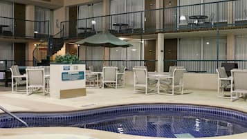 Indoor pool, pool loungers