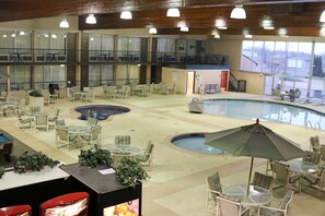 Indoor pool, sun loungers