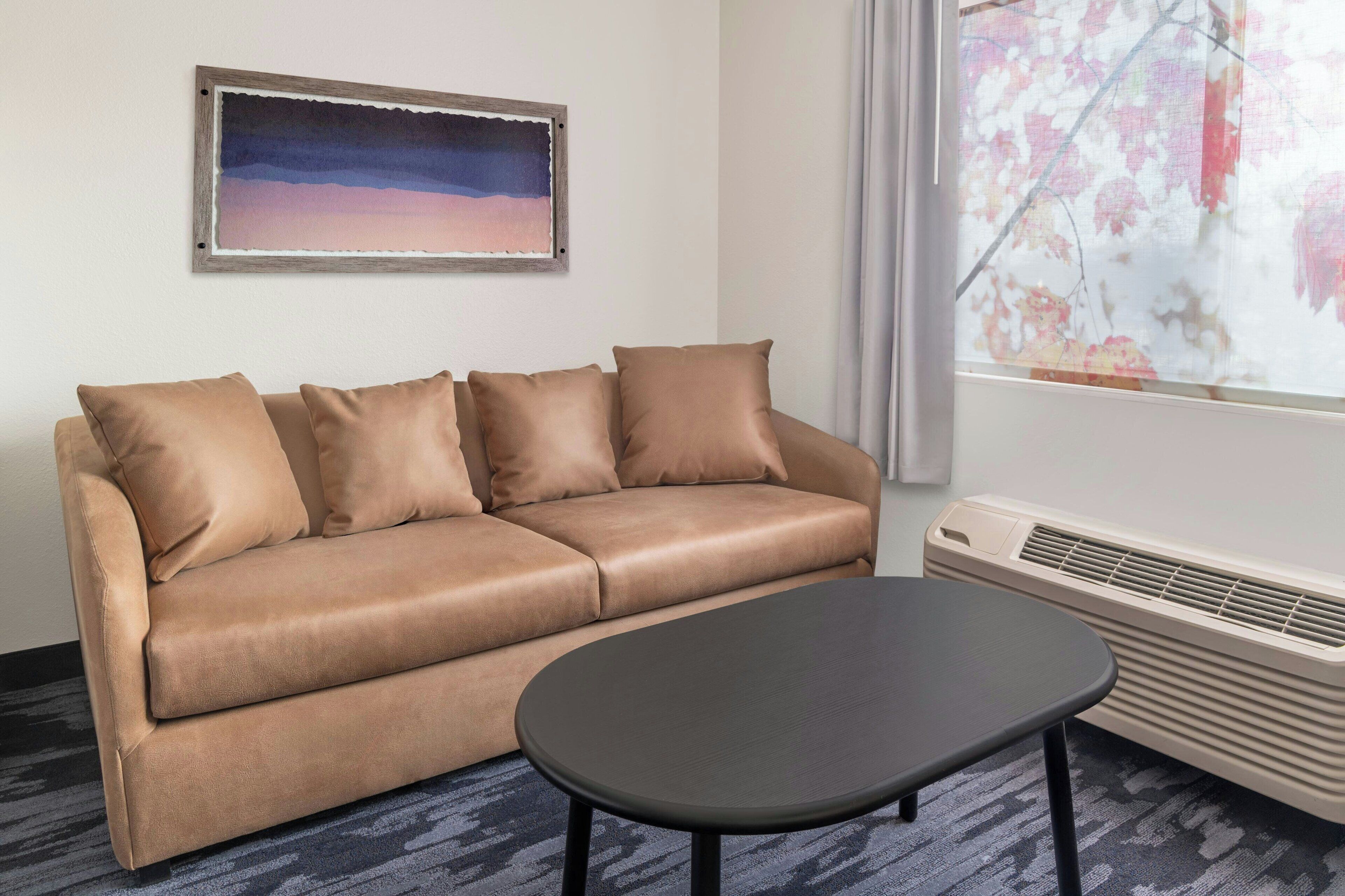 executive suite, 1 king bed with sofa bed | premium bedding, desk, blackout curtains, iron/ironing board