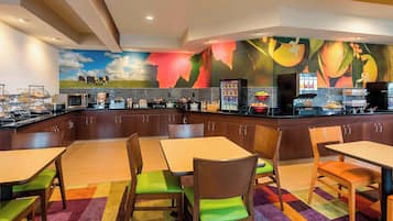 Free daily buffet breakfast