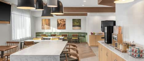 Free daily buffet breakfast