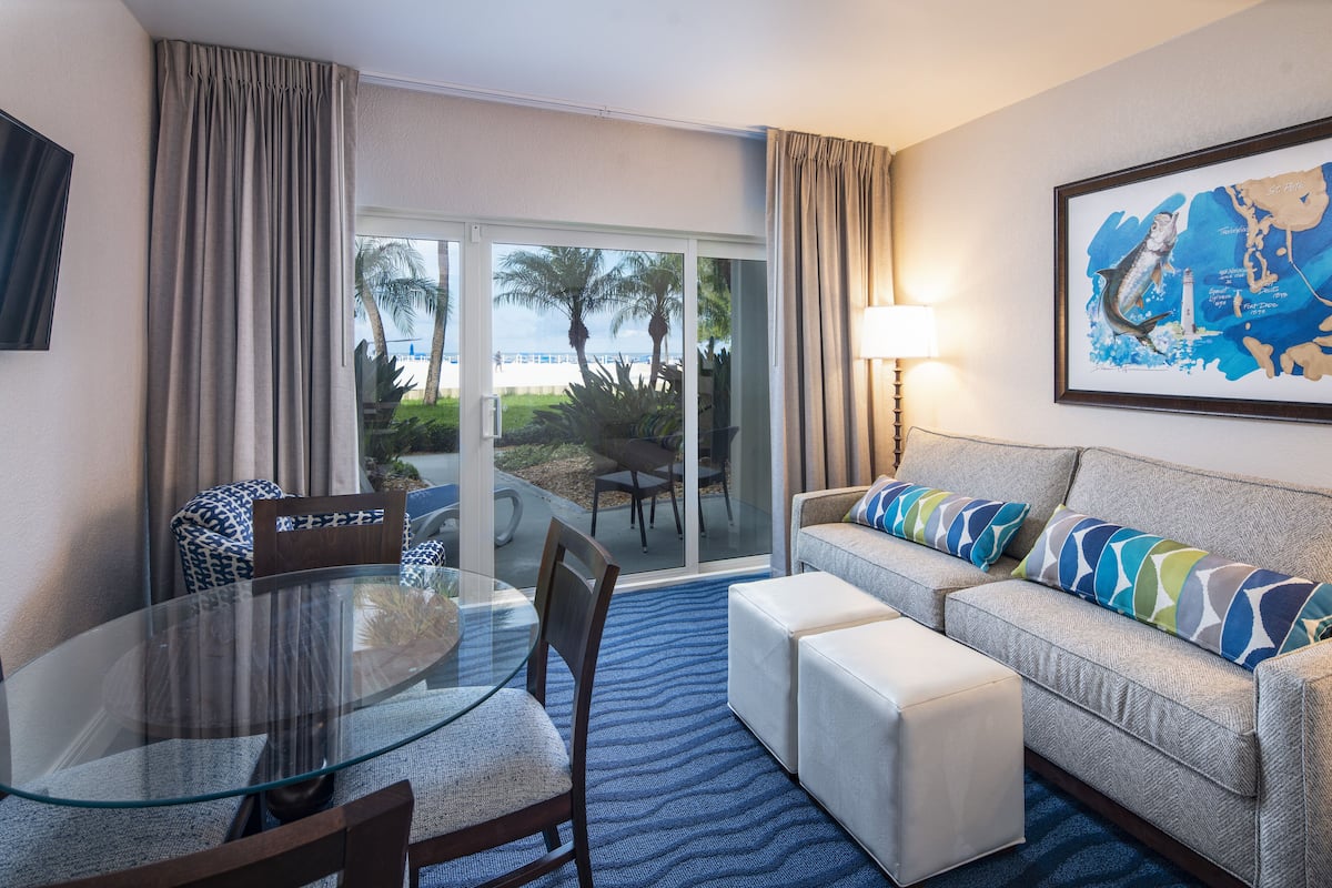 Gulf Front View Villa Lanai 2 Double Beds | 加厚床垫、客房内保险箱、特色装修、特色家居