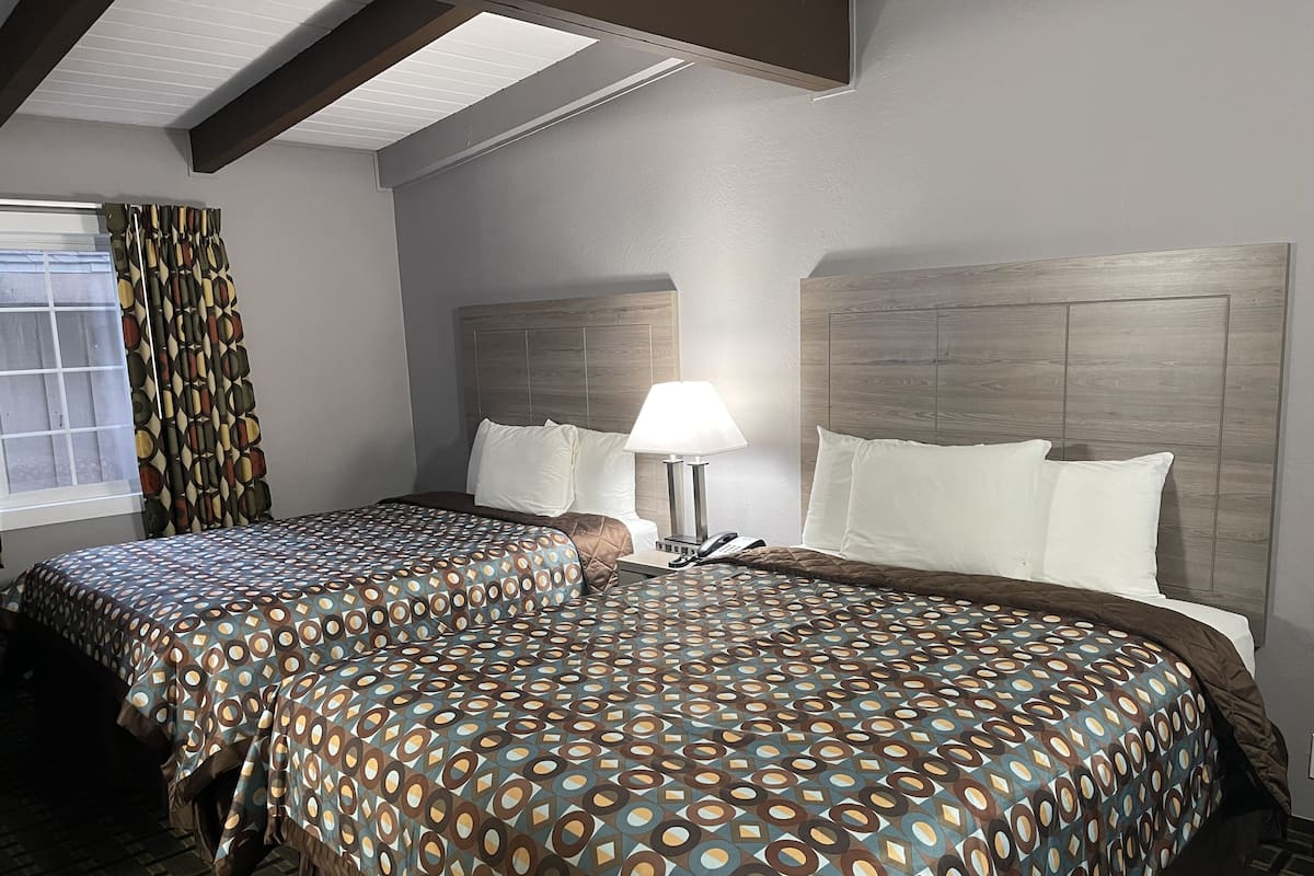 1 chambre, bureau, fer et planche à repasser, Wi-Fi gratuit