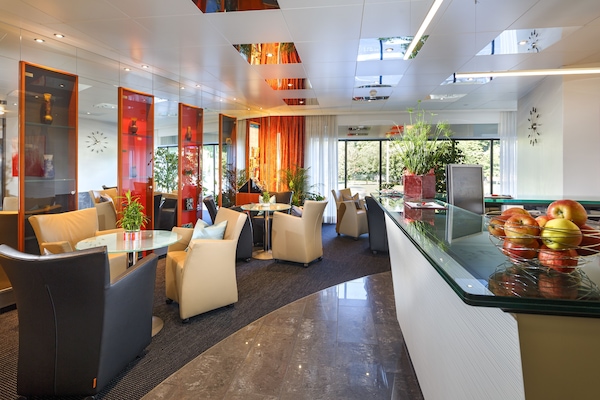 Quầy tiếp tân