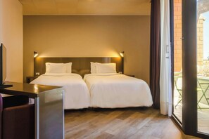 Down duvets, minibar, in-room safe, desk