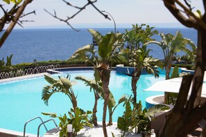 View from property - Four Points by Sheraton Catania Hotel & Conference Center (Aci Castello)