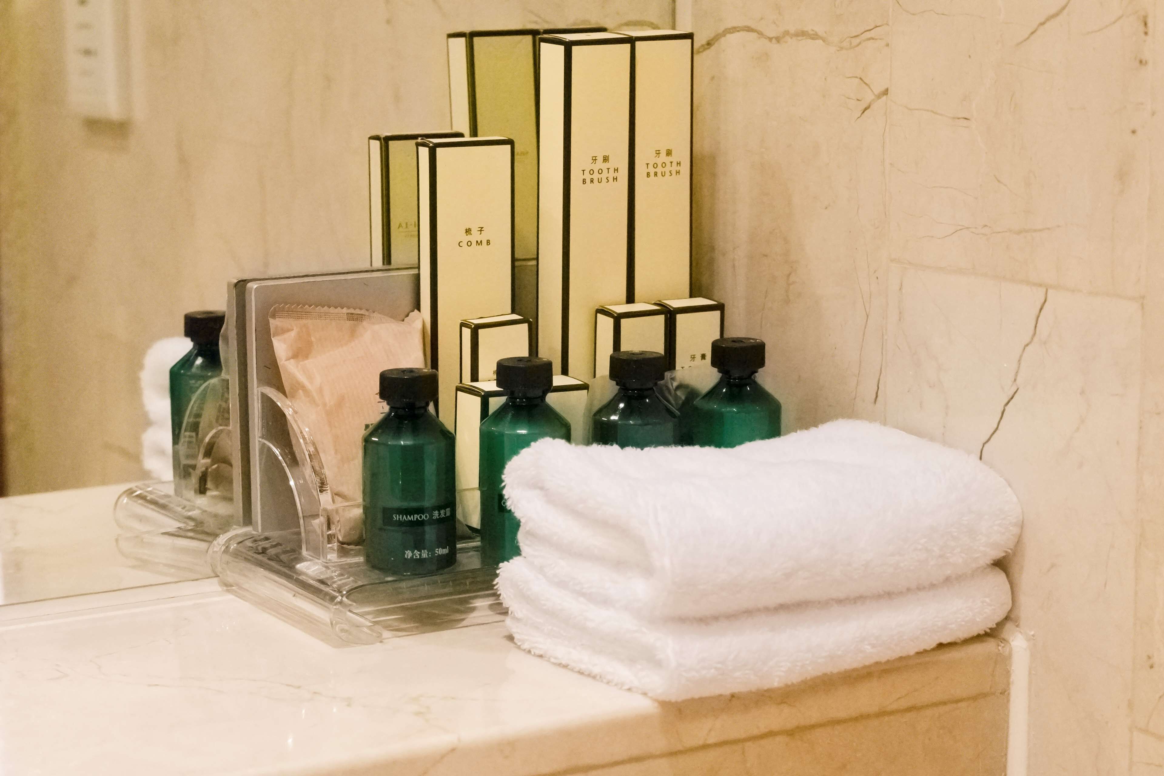 combined shower/bathtub, free toiletries, hair dryer, bathrobes