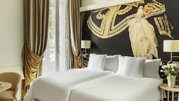 Ropa de cama de alta calidad y minibar
