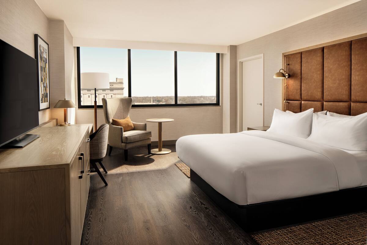 Premium bedding, pillowtop beds, in-room safe, desk