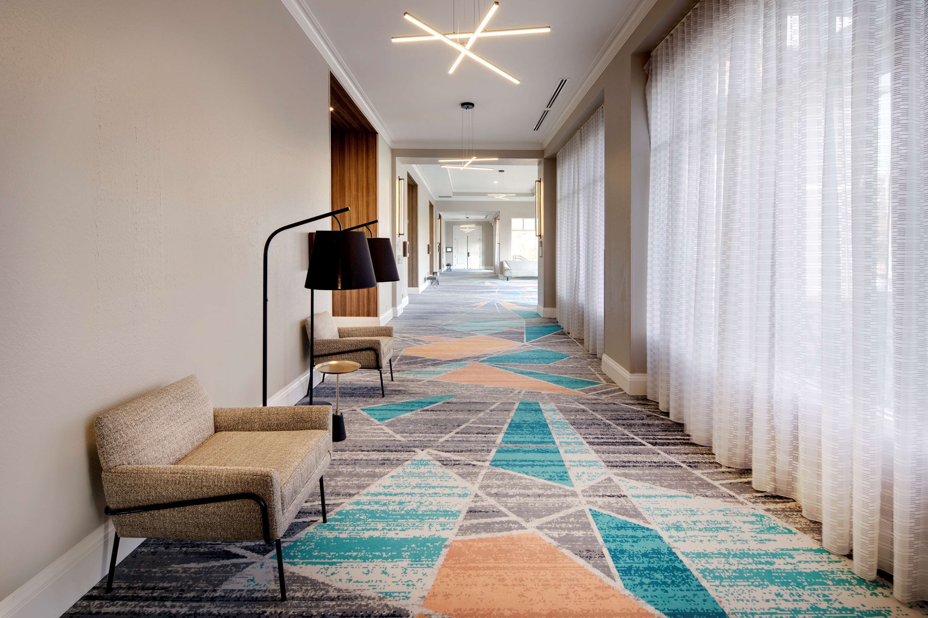 Photo - Embassy Suites by Hilton San Rafael Marin County