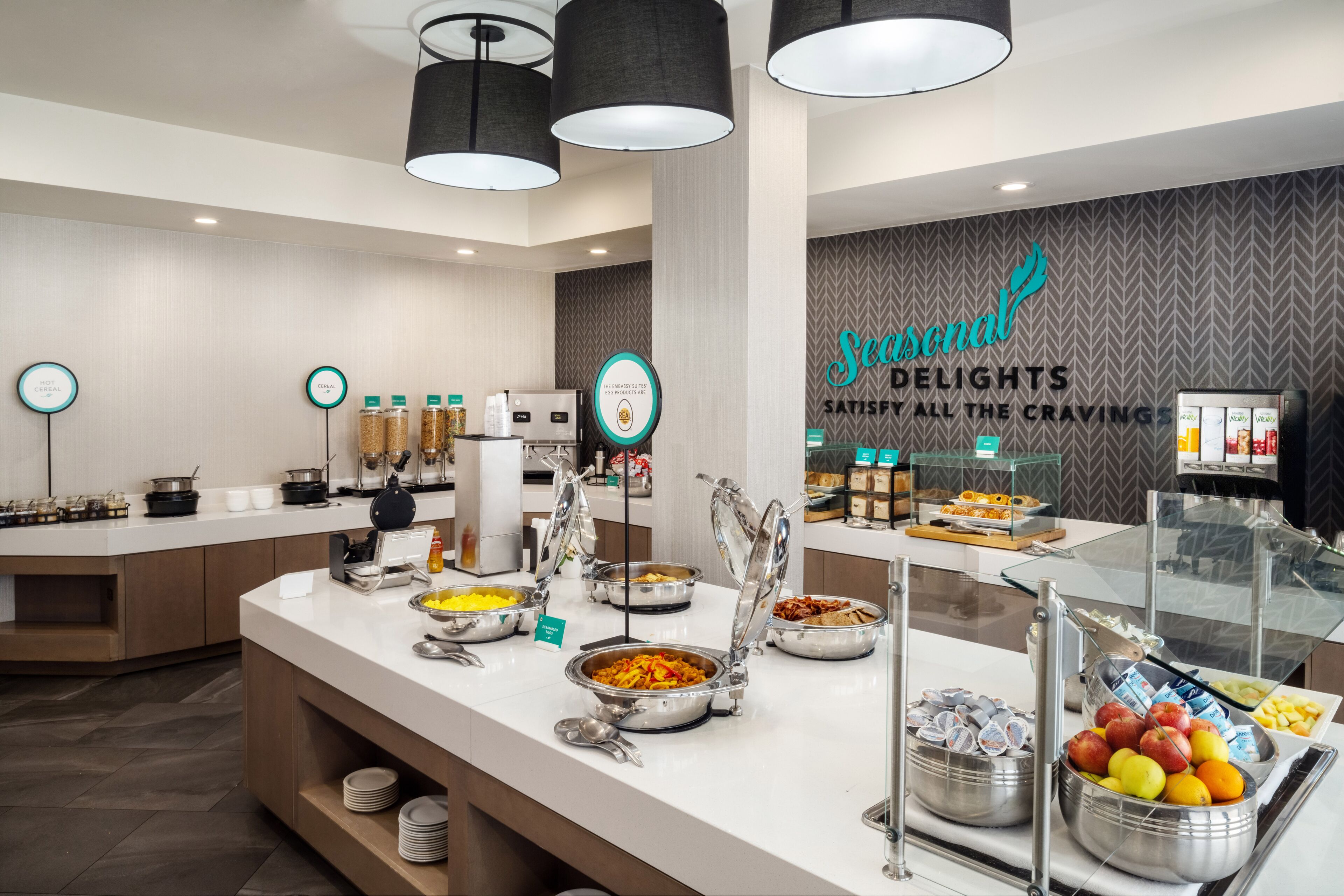 Free daily buffet breakfast