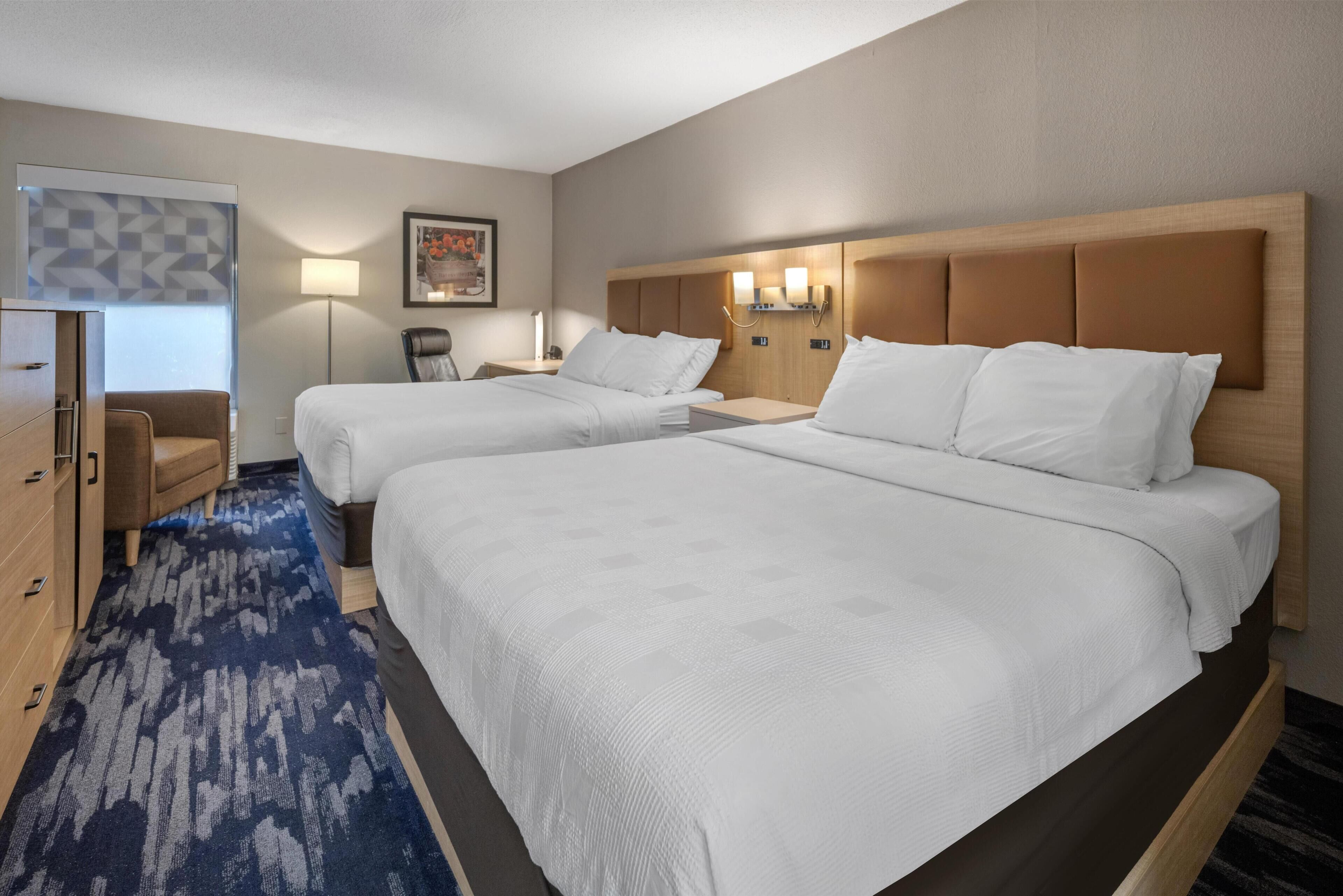 标准房, 2 张大床, 无烟房, 冰箱和微波炉 | 办公桌、笔记本电脑工作区、熨斗/熨衣板、免费婴儿床