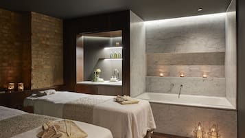 Espace de soins pour les couples, soins corporels, soins d'aromathérapie