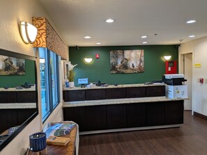 Reception - Quality Inn (Helen)