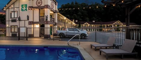 Seasonal outdoor pool, pool umbrellas, pool loungers