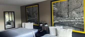 Super 8 by Wyndham Helen