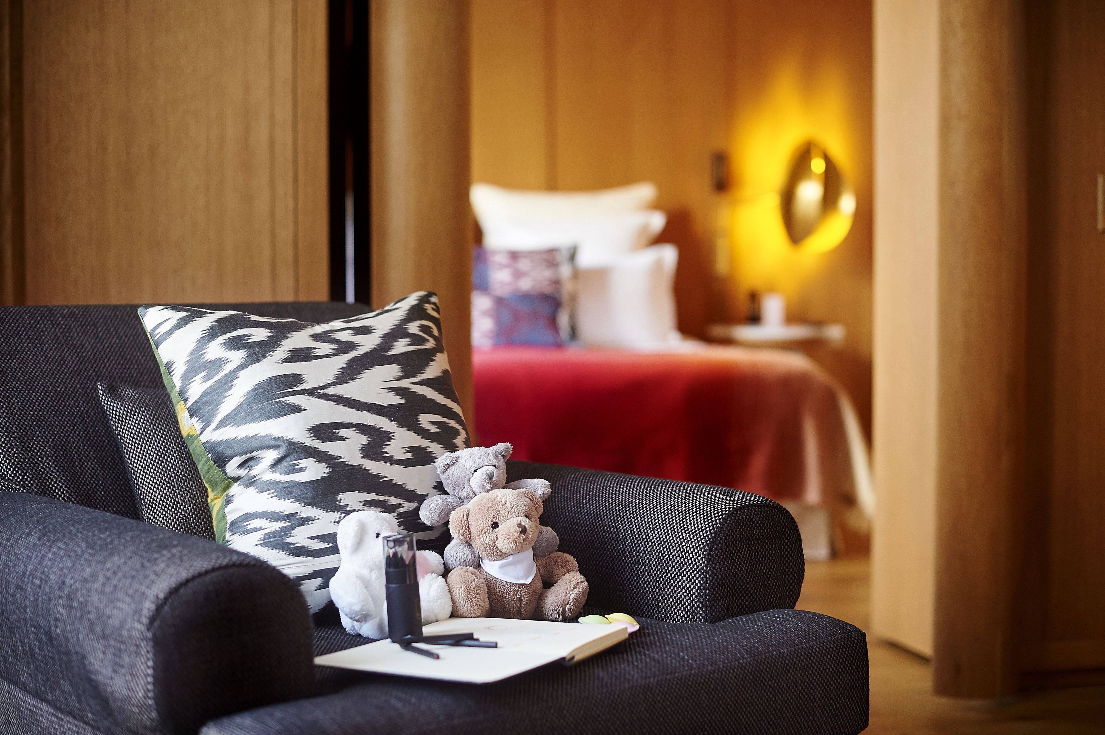 Literie de qualité, minibar, coffre-fort, décor unique