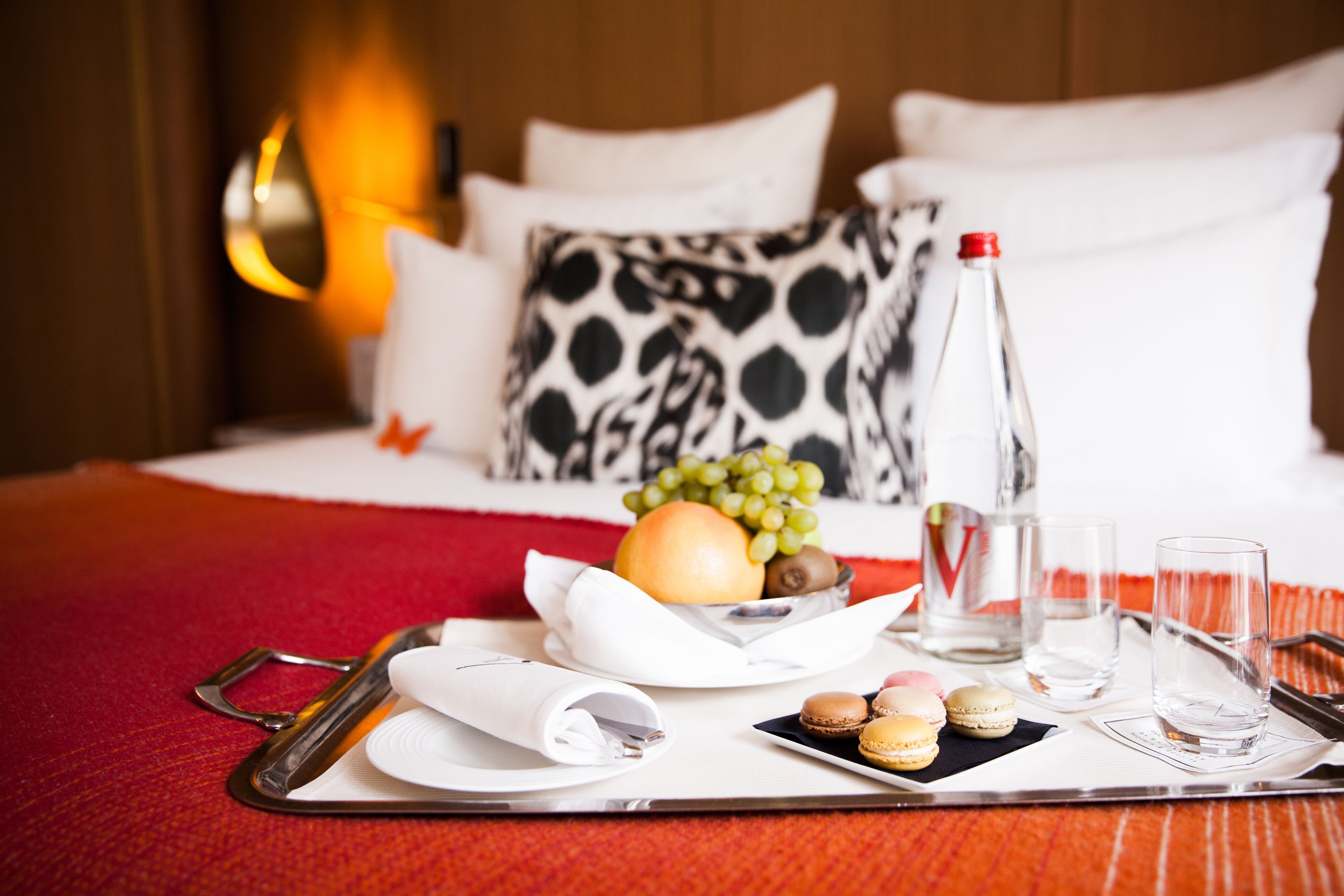 Literie de qualité, minibar, coffre-fort, décor unique