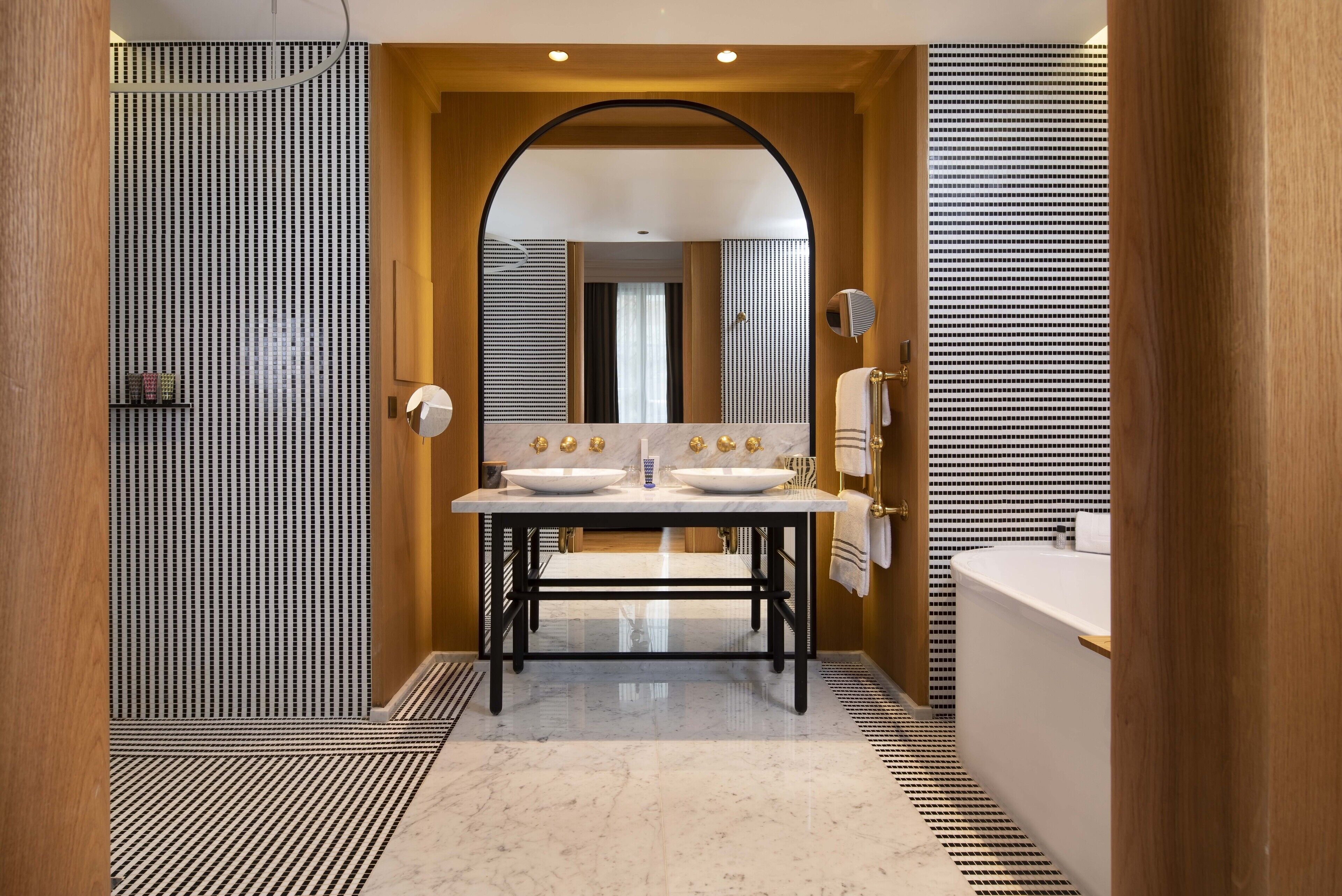 Photo - Hôtel Vernet Champs Elysées Paris
