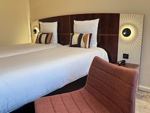 Classic Twin Room, 2 Single Beds | Individually furnished, desk, blackout curtains, soundproofing