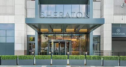 Sheraton LaGuardia East Hotel