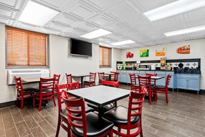 Café da manhã continental grátis todos os dias