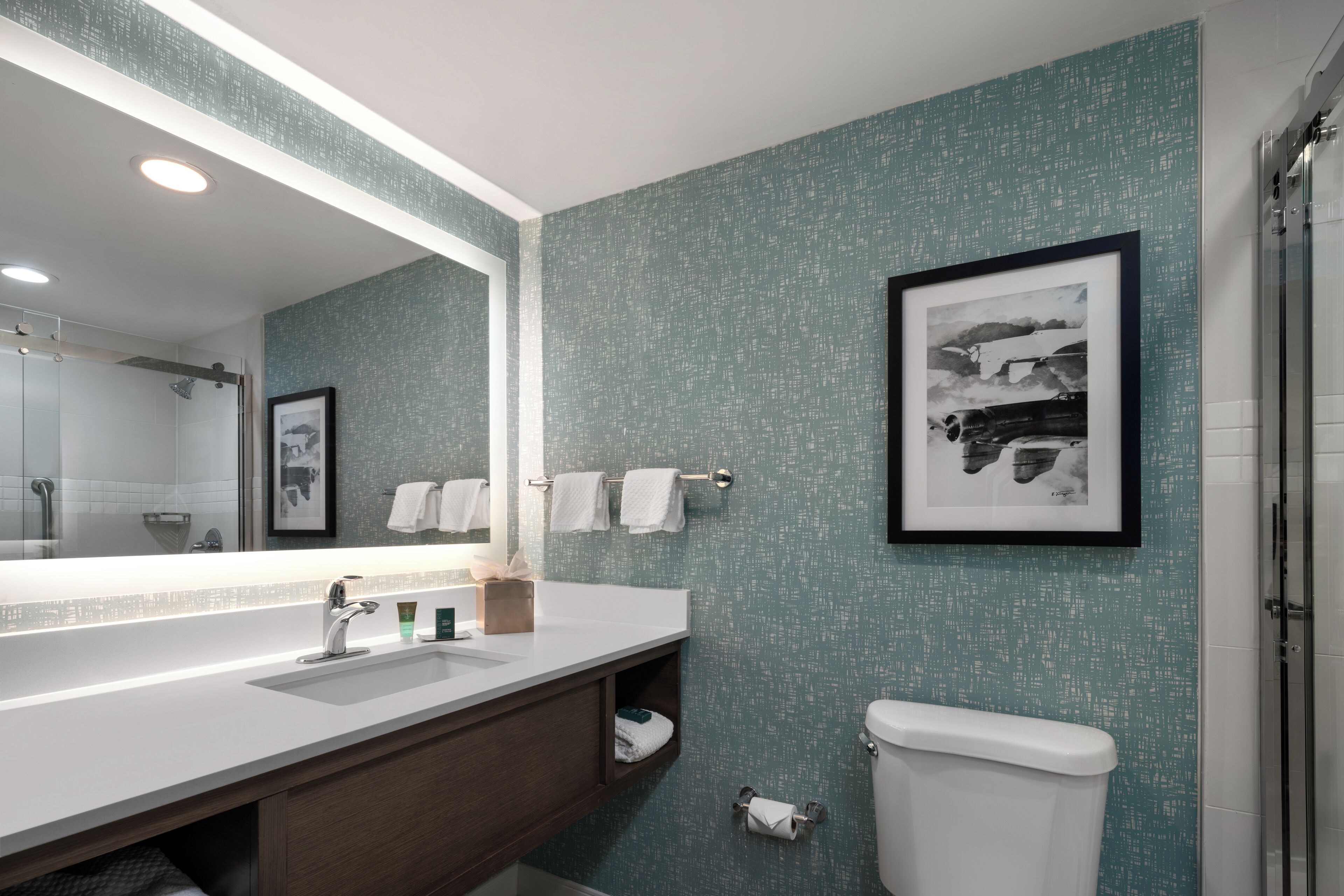 Foto - DoubleTree by Hilton Norfolk Airport