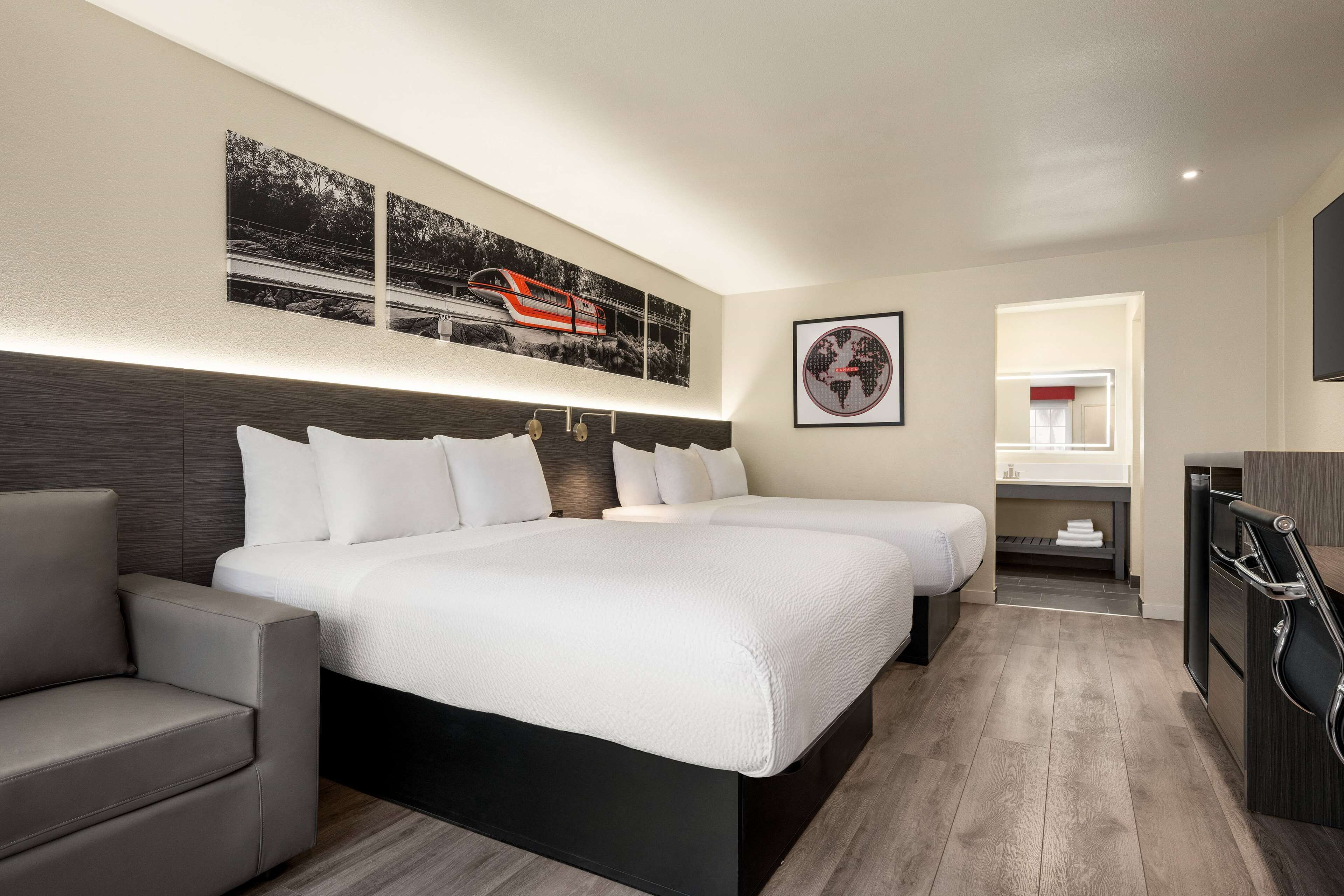 Foto - Ramada by Wyndham Anaheim Convention Center