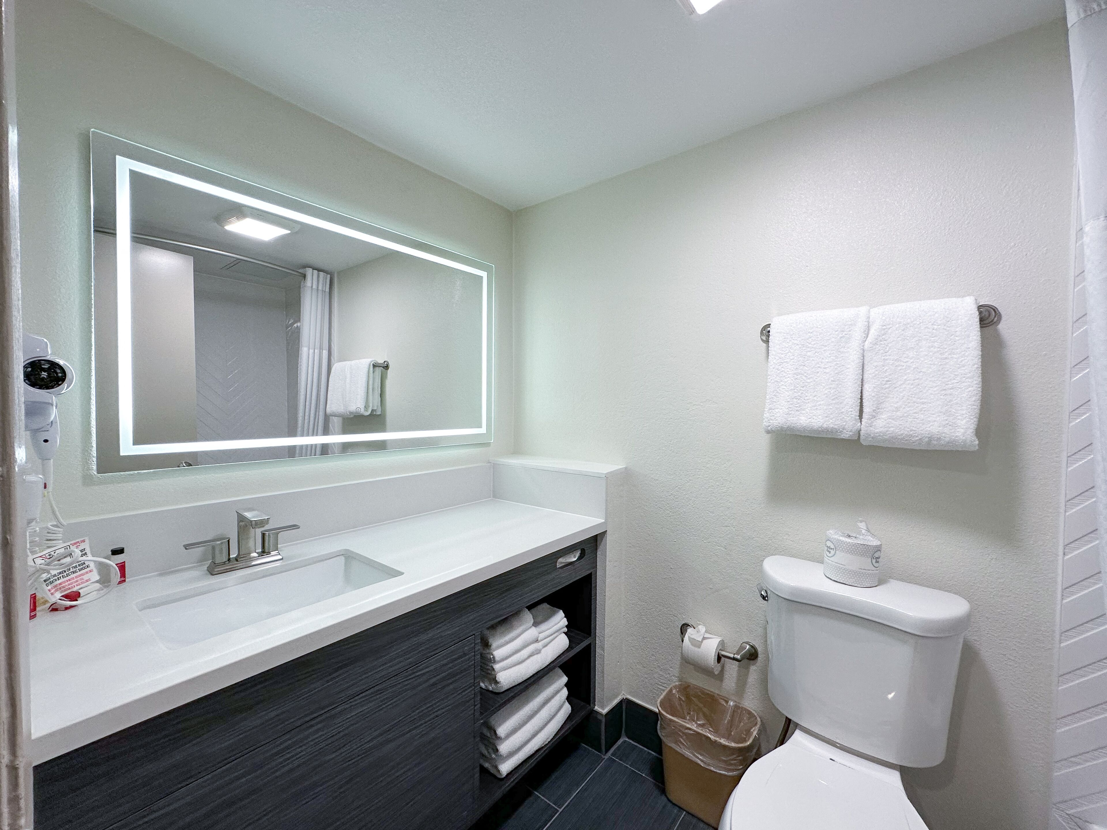 Foto - Ramada by Wyndham Anaheim Convention Center