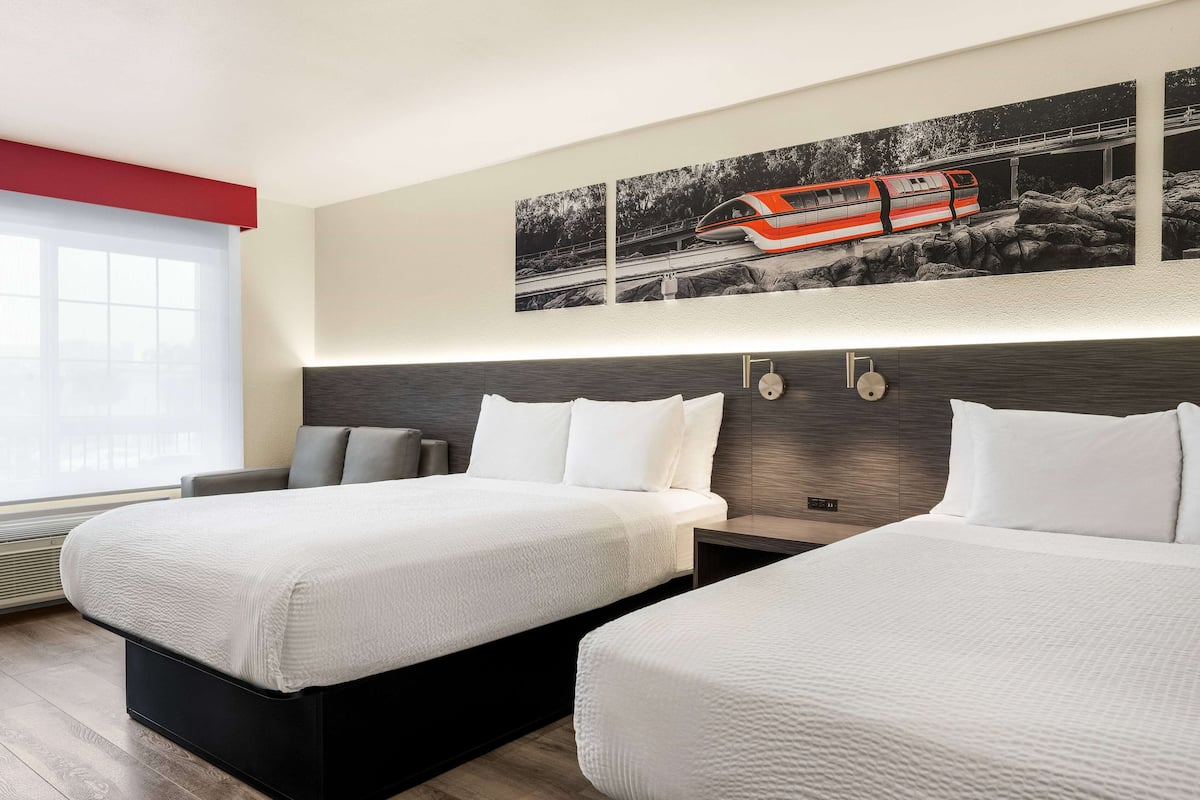 Room, 2 Queen Beds, Non Smoking