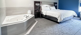 Holiday Inn Express Hotel & Suites New Philadelphia by IHG