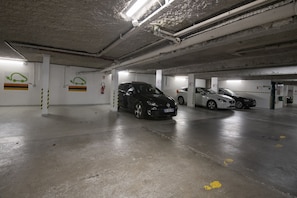 Self-parking (surcharge) 10 per night