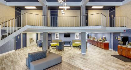 Quality Inn & Suites Apex - Holly Springs