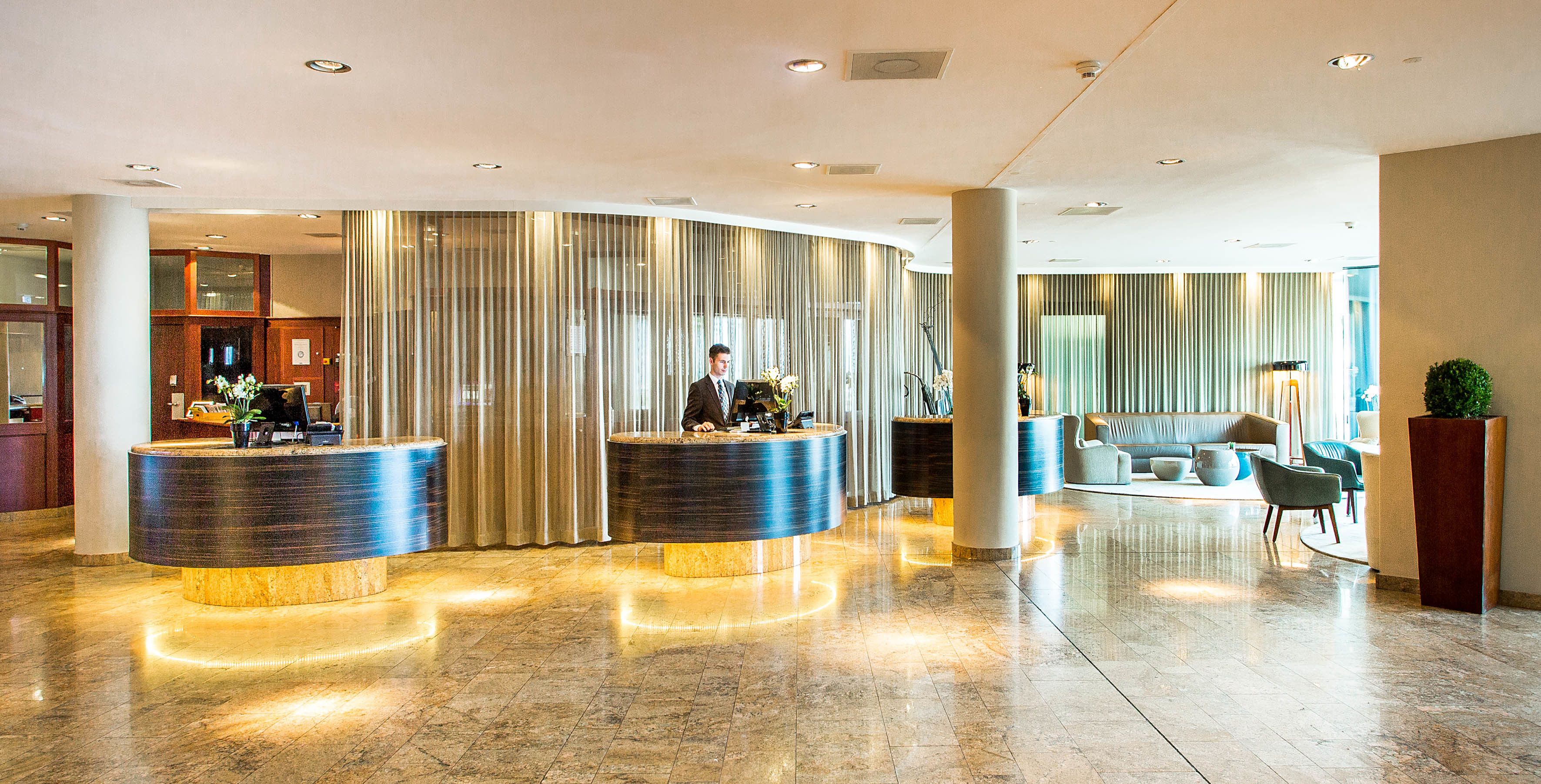 Photo - Mövenpick Hotel Lausanne