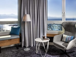 Junior Suite, 1 Queen Bed, Lake View | Premium bedding, minibar, in-room safe, desk