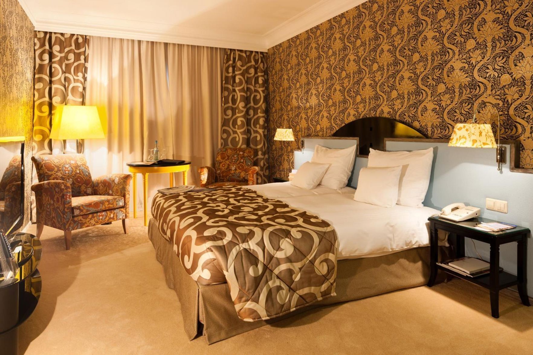 Minibar, in-room safe, desk, soundproofing