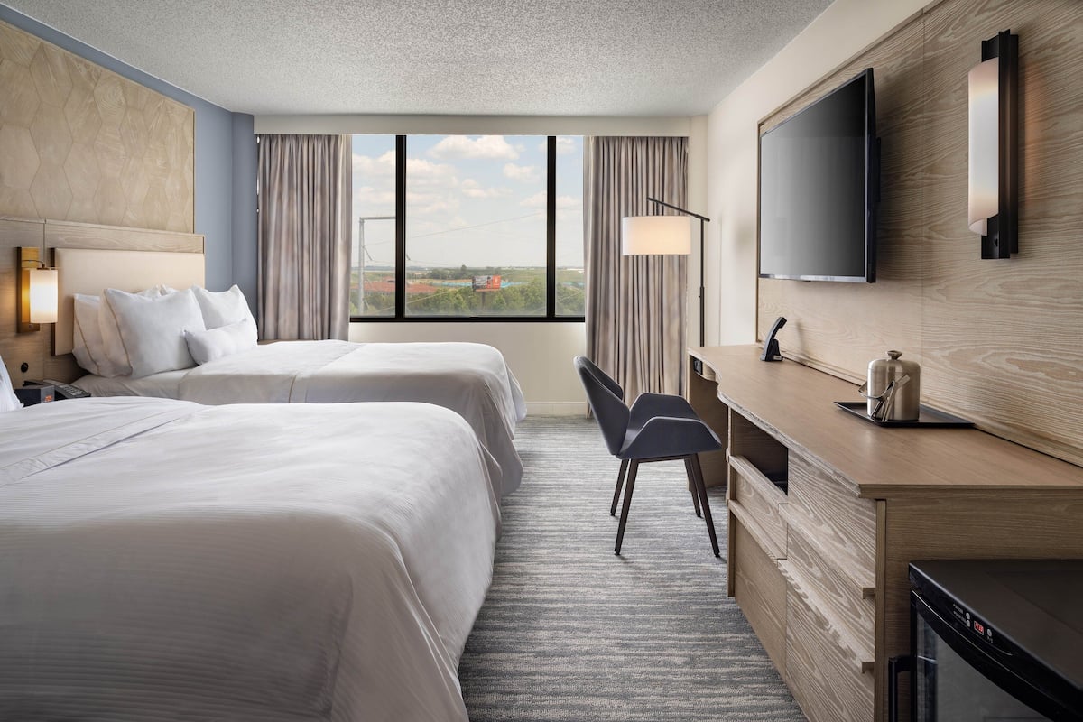 1 bedroom, premium bedding, pillow-top beds, in-room safe
