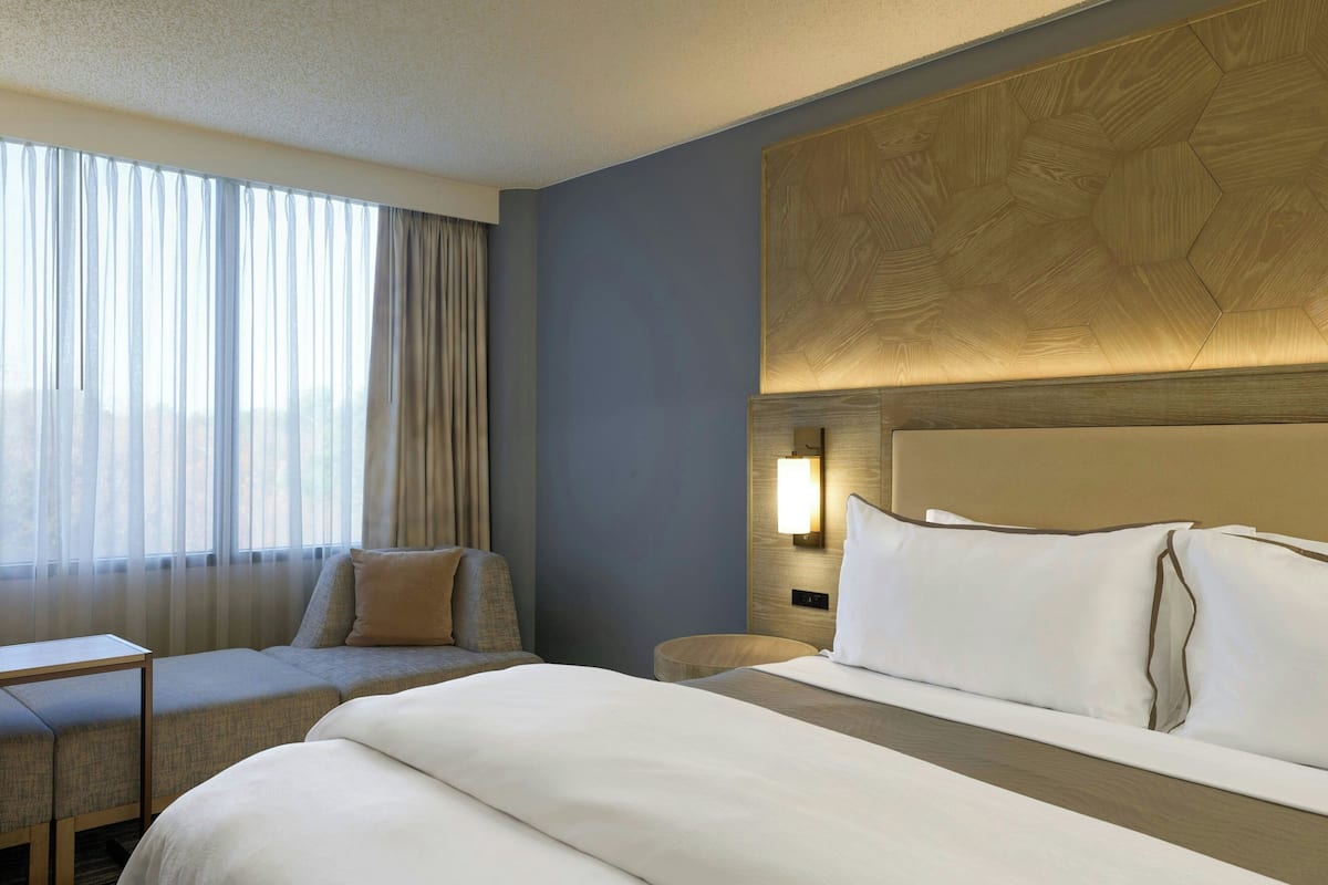 1 bedroom, premium bedding, pillow-top beds, in-room safe