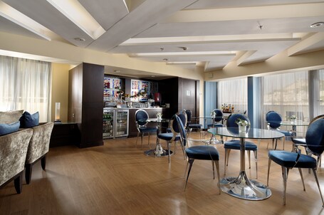 Crowne Plaza Athens City Centre, an IHG Hotel - Image 22