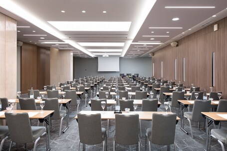 Crowne Plaza Athens City Centre, an IHG Hotel - Image 199
