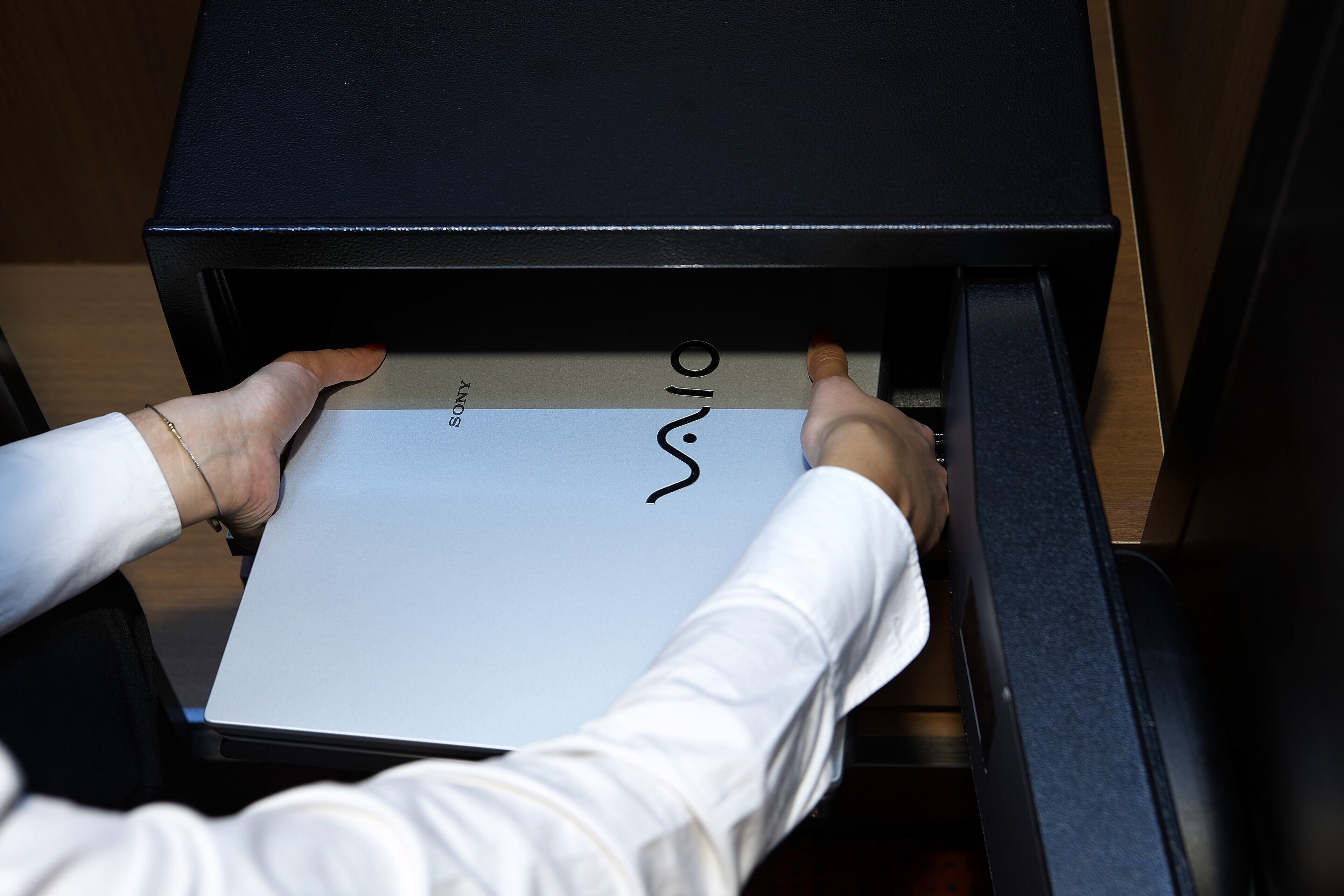 premium bedding, down duvets, tempur-pedic beds, minibar