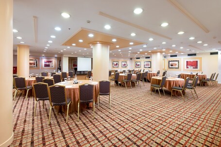Crowne Plaza Athens City Centre, an IHG Hotel - Image 40