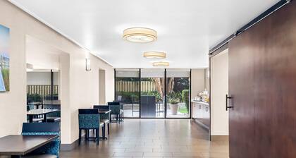 Comfort Inn University