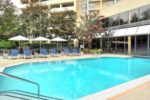 Indoor pool, outdoor pool