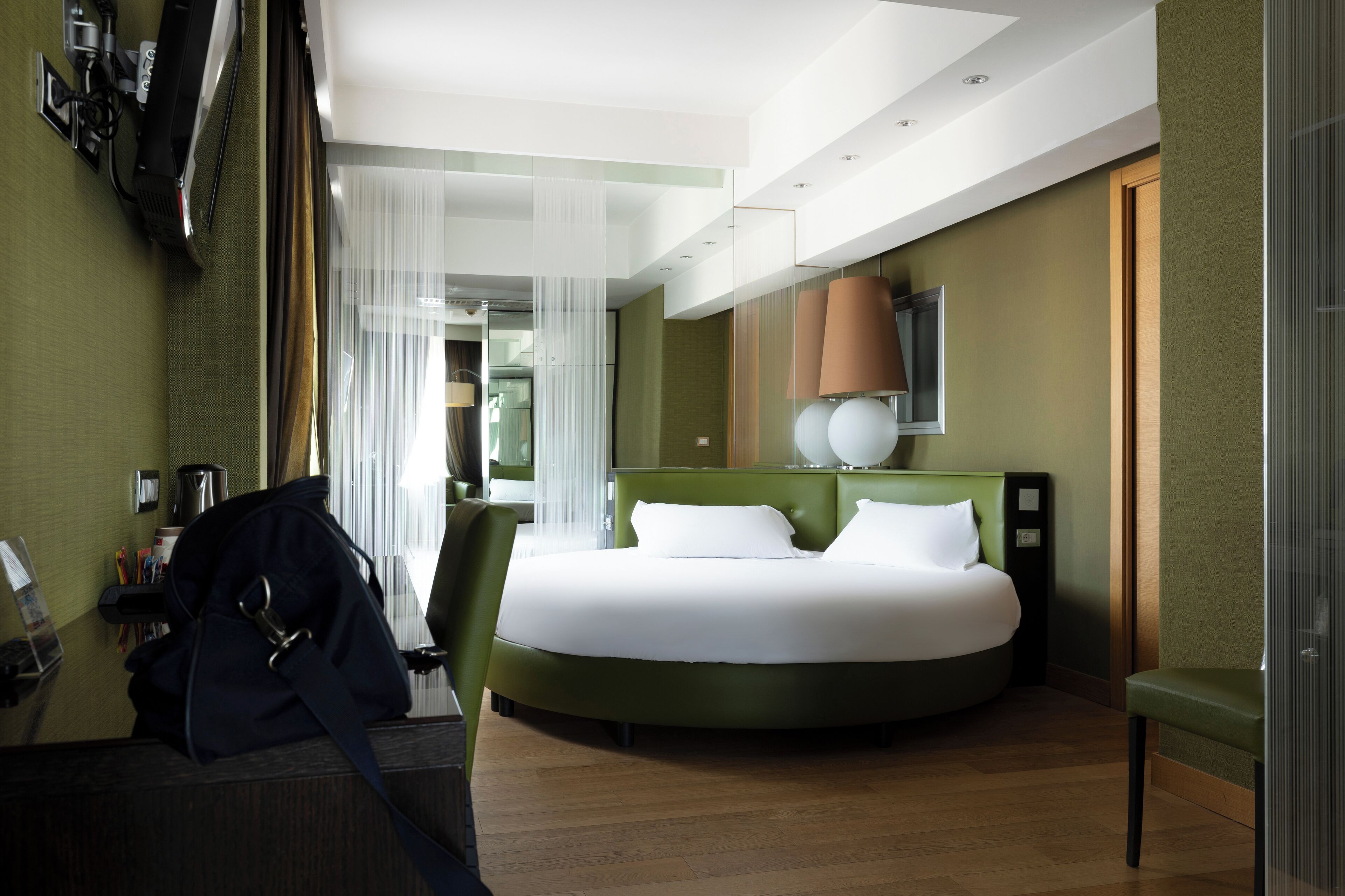 junior suite | minibar, in-room safe, desk, blackout curtains