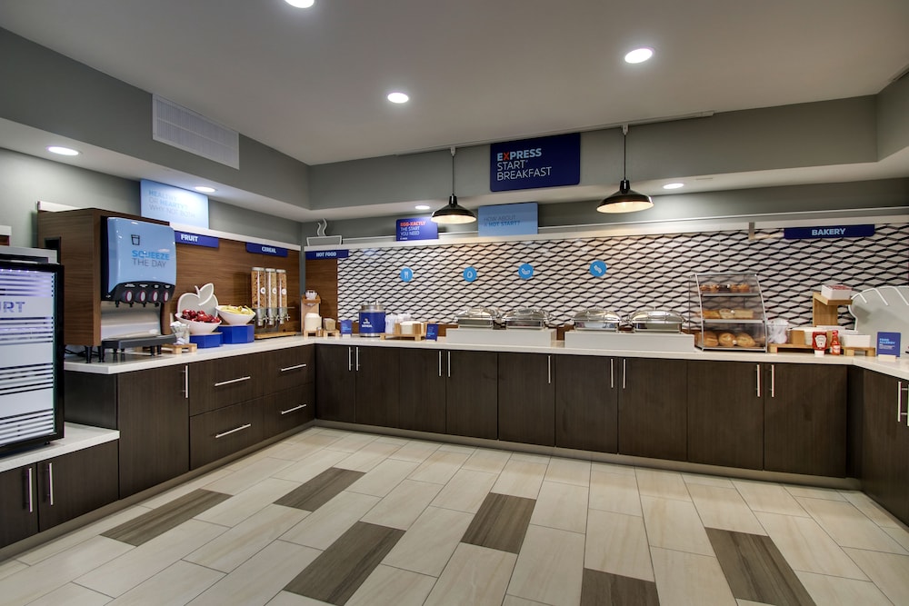 Holiday Inn Express Atlantic City W Pleasantville by IHG photo 8