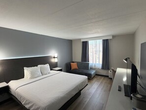 In-room safe, desk, laptop workspace, blackout drapes - SureStay by Best Western Charlotte Matthews (Charlotte)