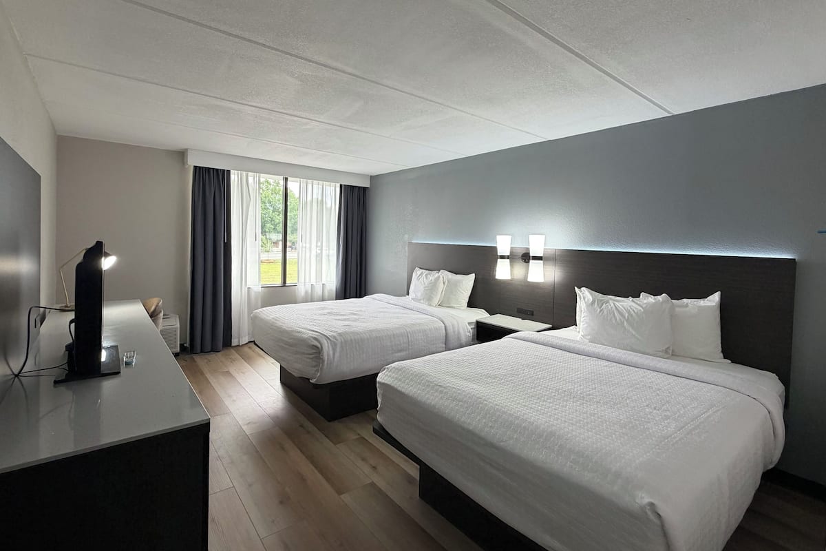 Standard Room, 2 Double Beds, Non Smoking, Refrigerator & Microwave | In-room safe, desk, laptop workspace, blackout drapes